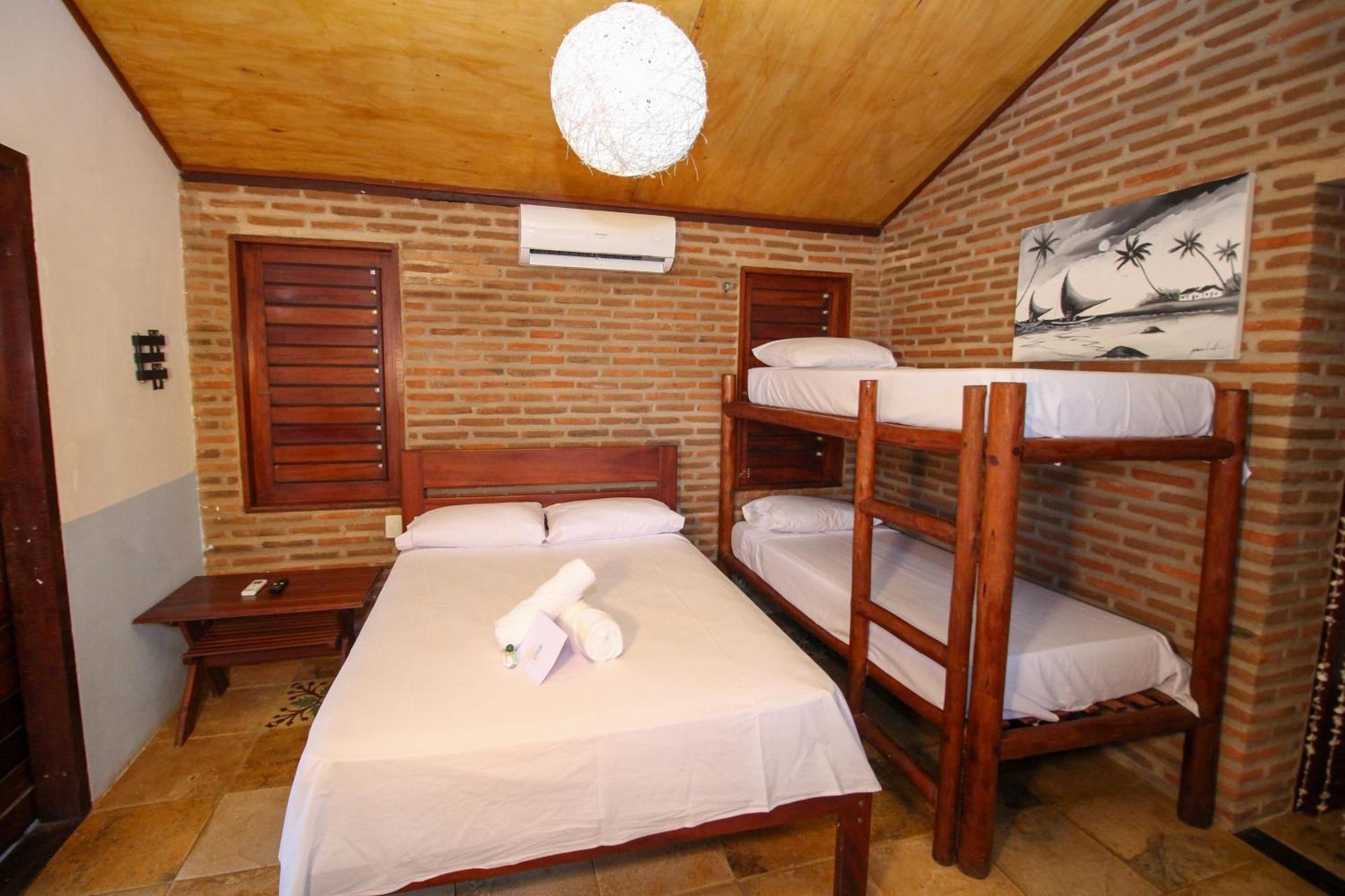 Pousada Palm Beach Praia De Caetanos Hotel Amontada Ngoại thất bức ảnh