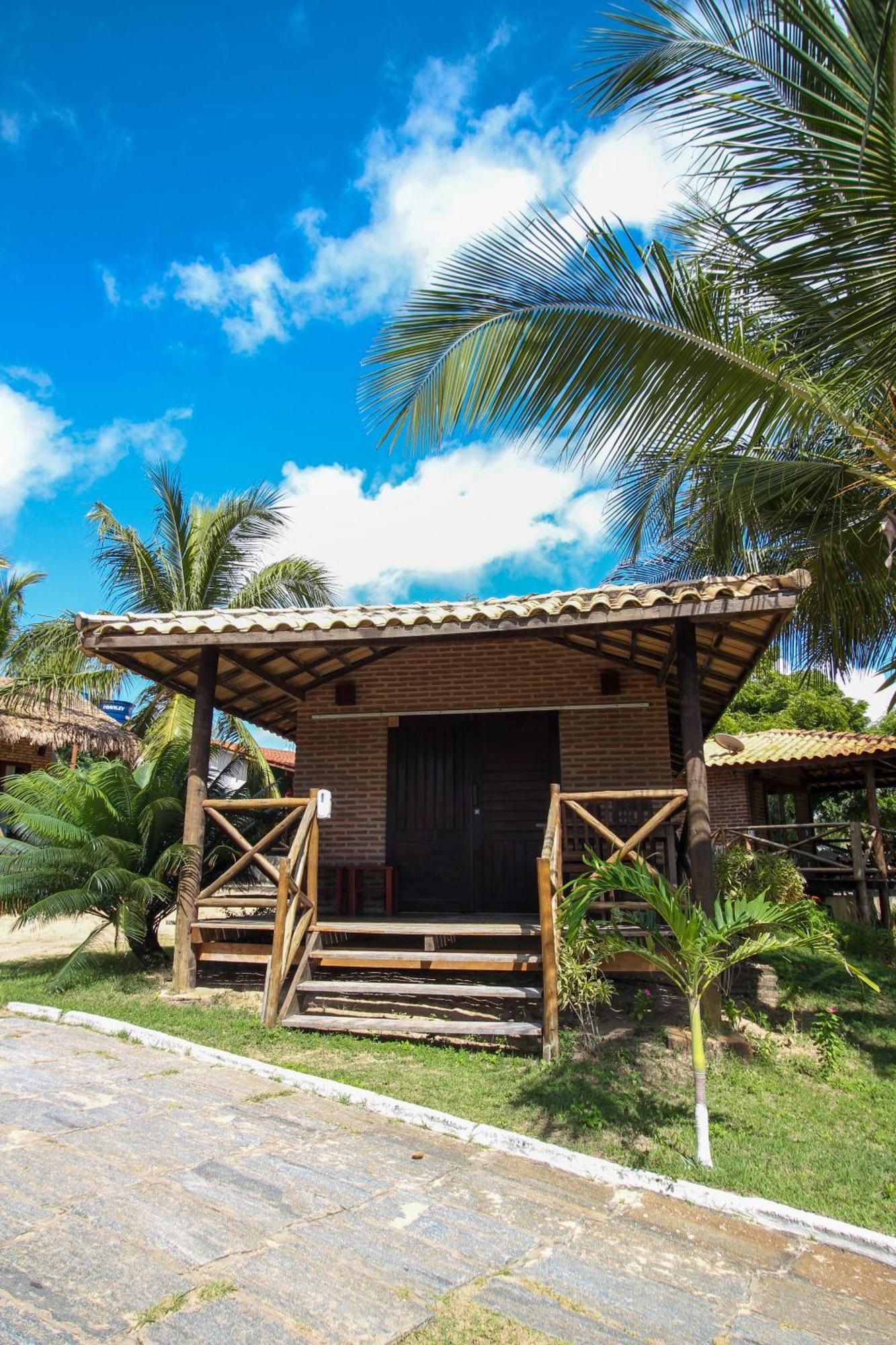 Pousada Palm Beach Praia De Caetanos Hotel Amontada Ngoại thất bức ảnh